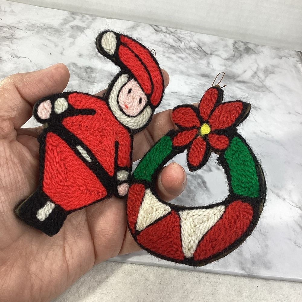 Vintage Handmade Yarn Wrapped Christmas Ornaments Santa and Wreath Set of 2 - Picture 3 of 7